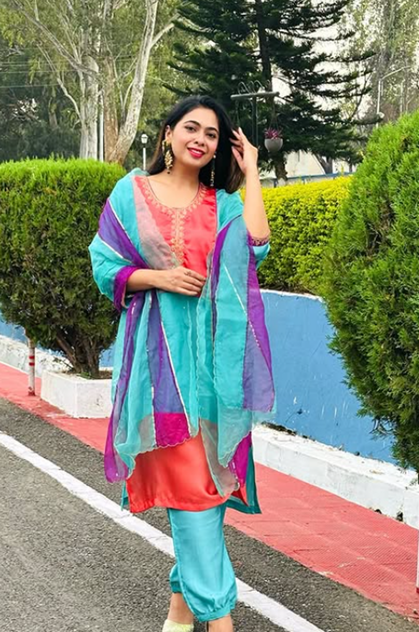 Coral Embroidered Kurta Pant Set with Organza Dupatta